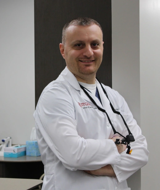 Dr. Salwan